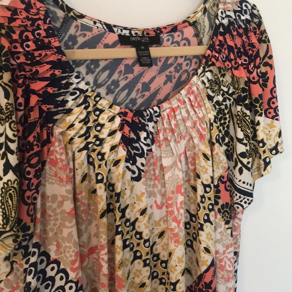 Sold @ consignment - Colorful top 🧡 - Picture 2 of 6